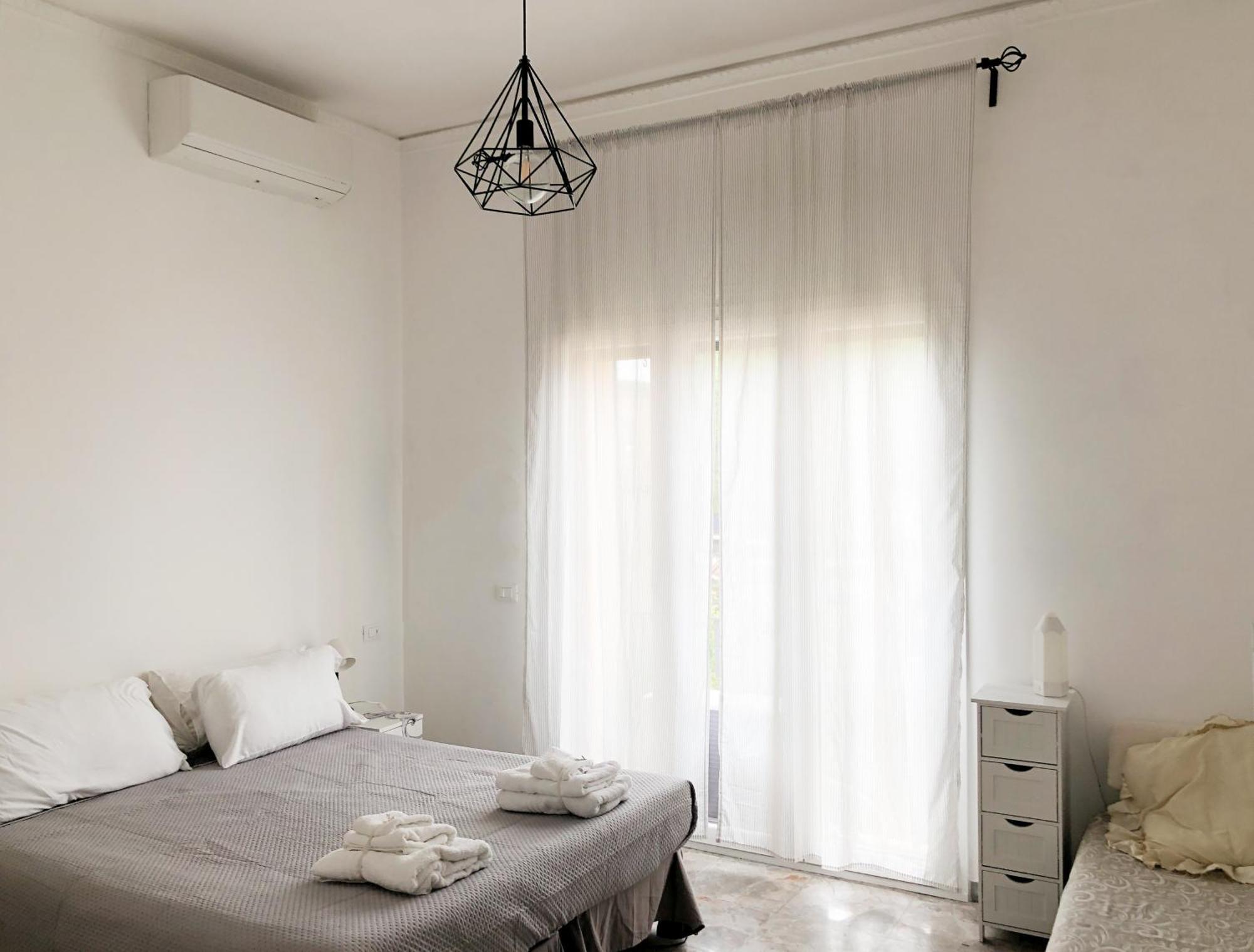 Garbatella House Hotel Rome Exterior photo